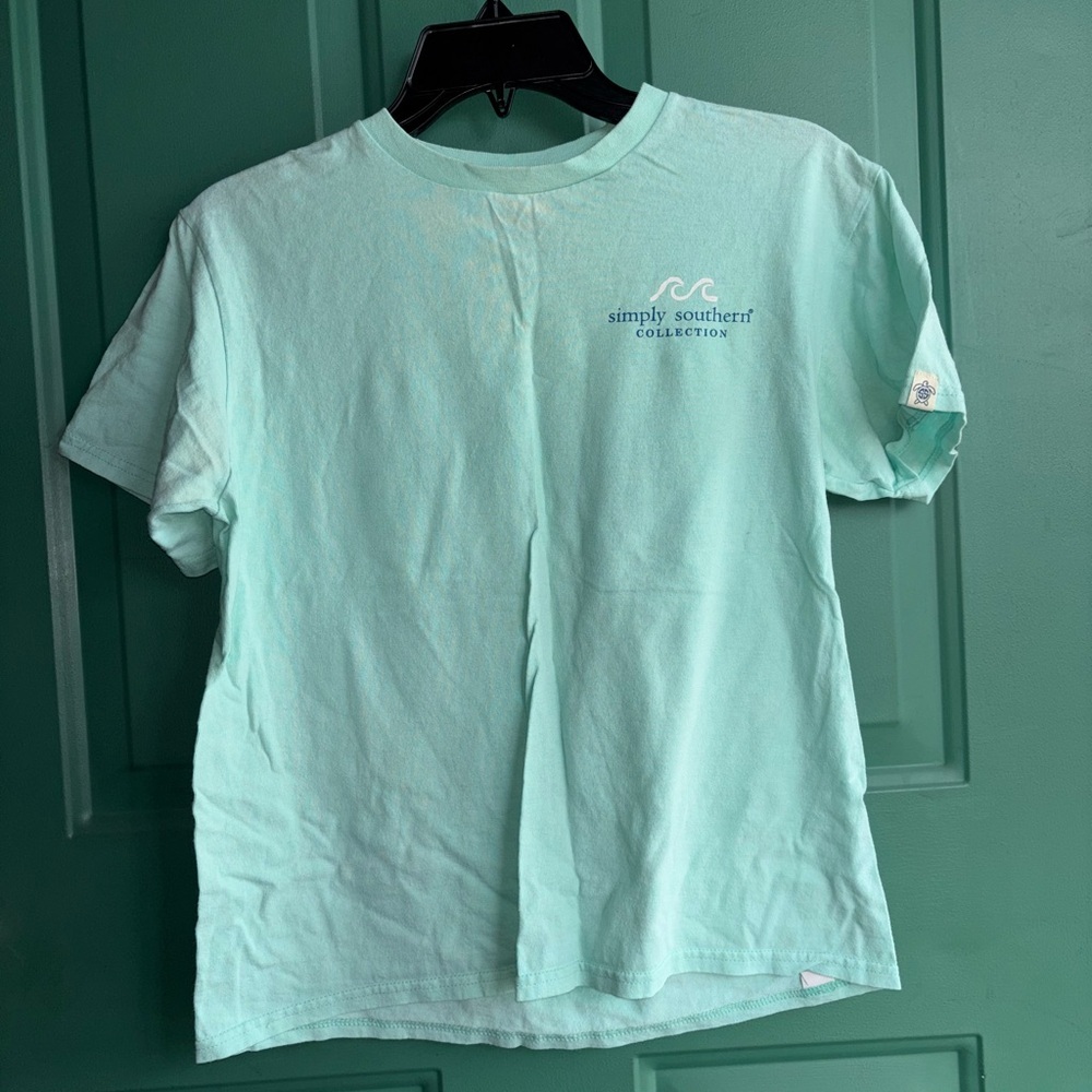 Simply Southern youth large Light Green Short Sleeve Tee